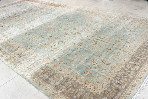 Antique Kashan Area Rug (10' x 18')